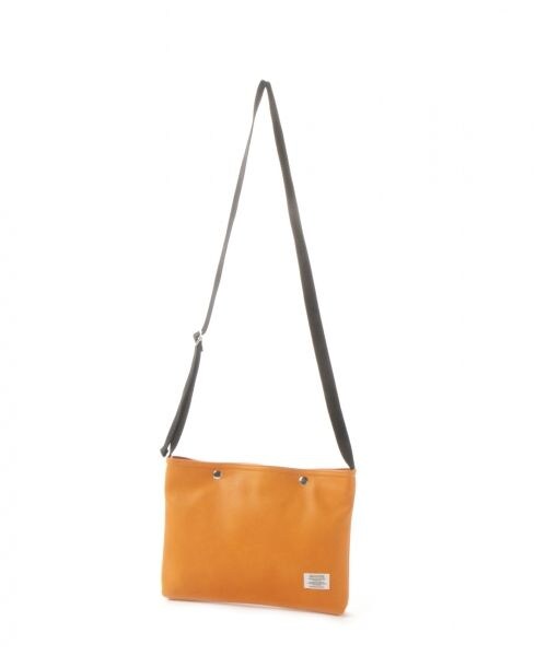 RAGEBLUE（レイジブルー）の「イージーサコッシュSS（バッグ・ブラック/ホワイト×ブラック/オレンジ/ライトグリーン/ネイビー×ホワイト）」の3枚目の写真