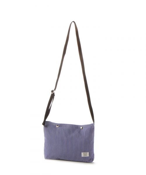 RAGEBLUE（レイジブルー）の「イージーサコッシュSS（バッグ・ブラック/ホワイト×ブラック/オレンジ/ライトグリーン/ネイビー×ホワイト）」の5枚目の写真