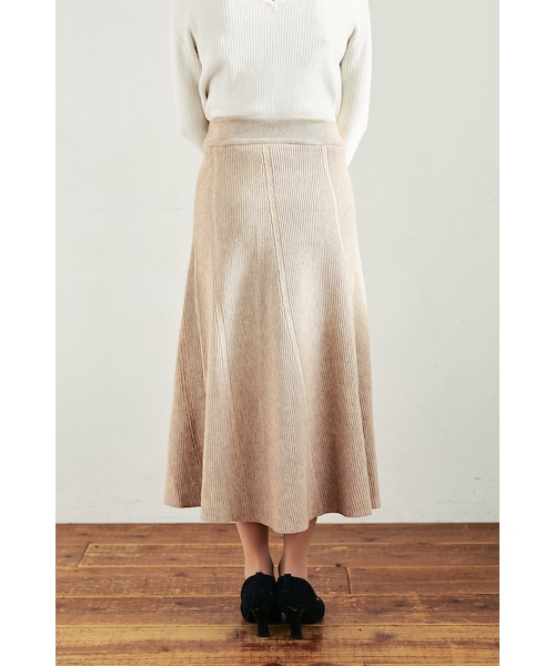 COHINA（コヒナ）の「縦編みニットフレアスカート（スカート・レディース・ブラック/ベージュ/ブラウン・XS/S）」の3枚目の写真