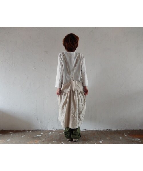 Handmade（ハンドメイド）の「COCOLO ワンピ－スエプロン（Cotton Linen : Off white）（エプロン・レディース・その他）」の3枚目の写真
