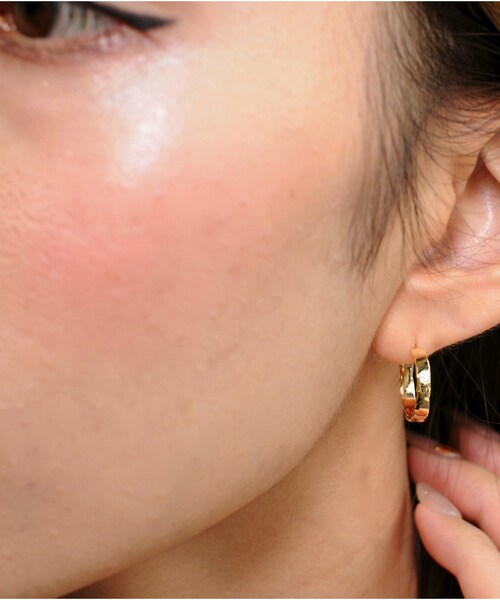 two ply（トゥープライ）の「トゥープライ 273 ハンマー ツチメ フープピアス（ピアス（両耳用）・レディース・ゴールド・Free）」の7枚目の写真