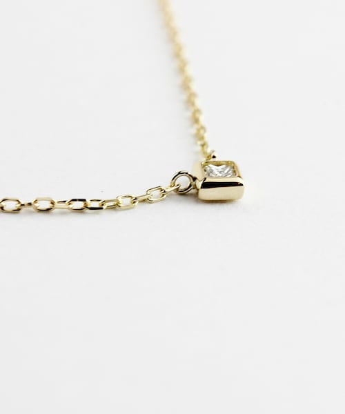 two ply（トゥープライ）の「トゥー プライ 141 プリンセスカット 一粒ダイヤモンド ネックレス（ネックレス・レディース・ゴールド・40cm）」の3枚目の写真
