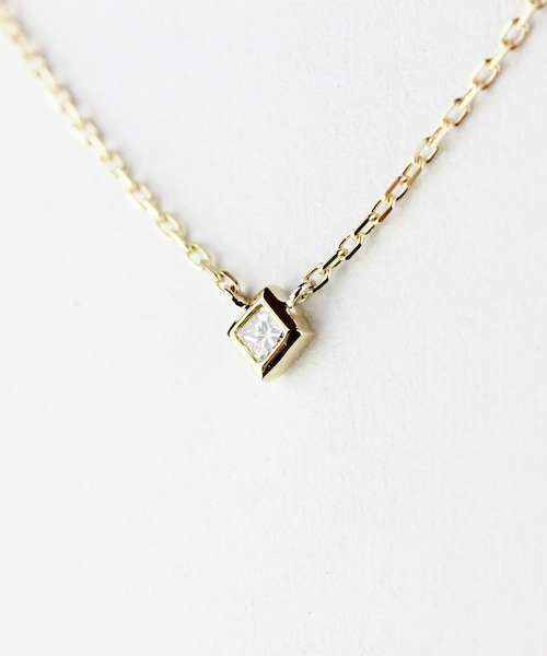 two ply（トゥープライ）の「トゥー プライ 141 プリンセスカット 一粒ダイヤモンド ネックレス（ネックレス・レディース・ゴールド・40cm）」の4枚目の写真