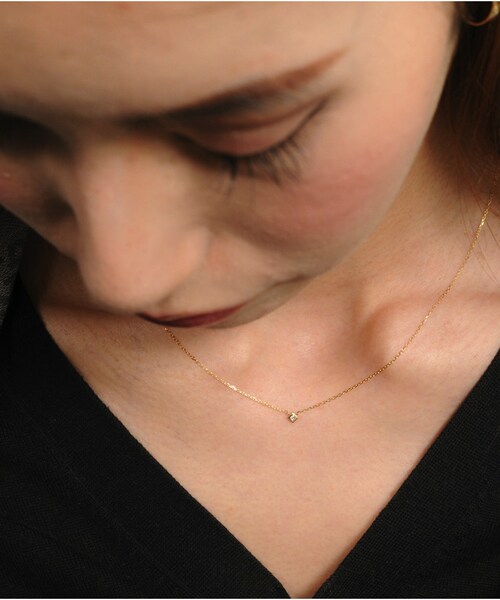 two ply（トゥープライ）の「トゥー プライ 141 プリンセスカット 一粒ダイヤモンド ネックレス（ネックレス・レディース・ゴールド・40cm）」の8枚目の写真