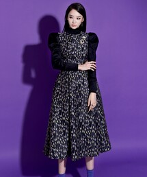 DINT | ジャギャドフラワースリーブレスワンピース(ワンピース)