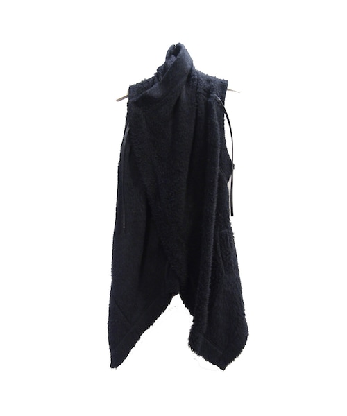 divka(ディウカ)の「divka ディウカ ファーベスト(その他アウター・レディース・ブラック・2)」の1枚目の写真