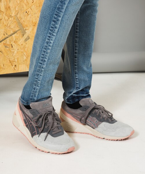 LIDNM(リドム)の「iSKOハイストレッチユーズドスキニー(デニムパンツ・メンズ・ブルー・27inch/29inch/31inch)」の9枚目の写真