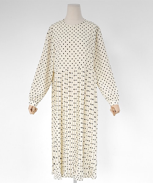 DHOLIC（ディーホリック）の「プリーツドットロングワンピース（ワンピース・レディース・ブラック/ホワイト・FREE）」の2枚目の写真