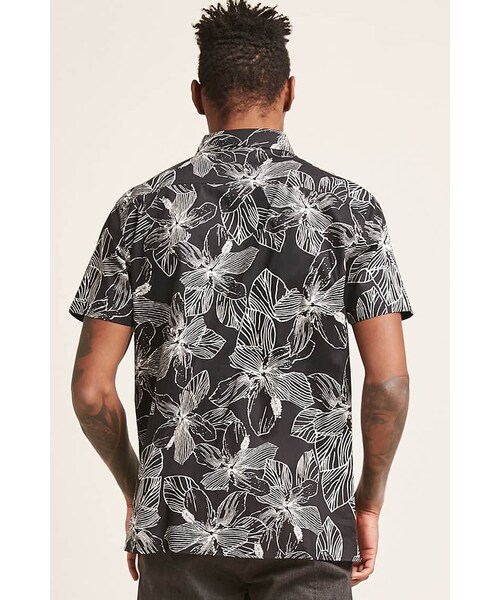 FOREVER 21（フォーエバー トゥエンティーワン）の「[MEN]トロピカルプリントアロハシャツ（トップス・メンズ・BLACK/WHITE・XS/S/M/L）」の3枚目の写真