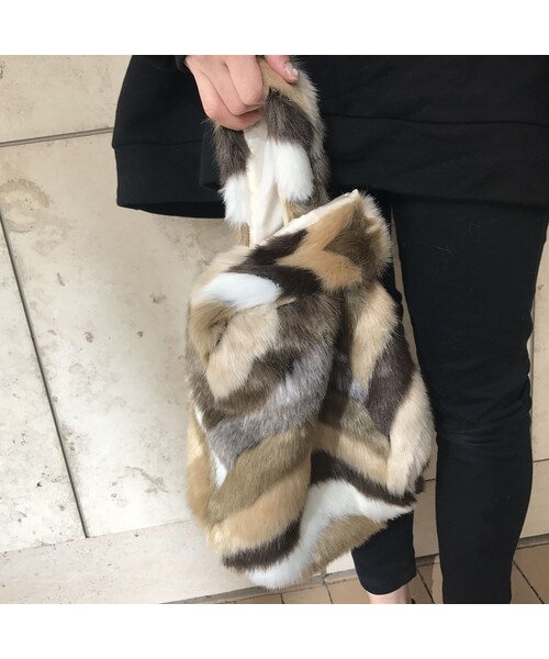 copine（コピン）の「マルチミックスファーバッグ(2color)【クリックポスト対象商品】（ハンドバッグ・レディース・その他）」の6枚目の写真