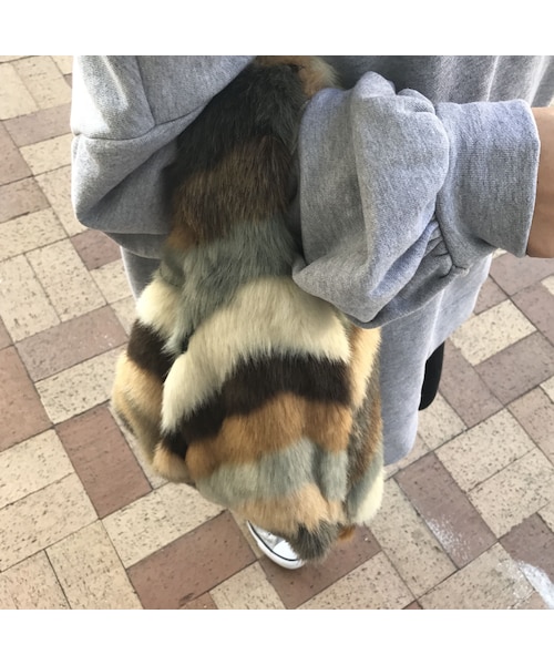 copine（コピン）の「マルチミックスファーバッグ(2color)【クリックポスト対象商品】（ハンドバッグ・レディース・その他）」の7枚目の写真