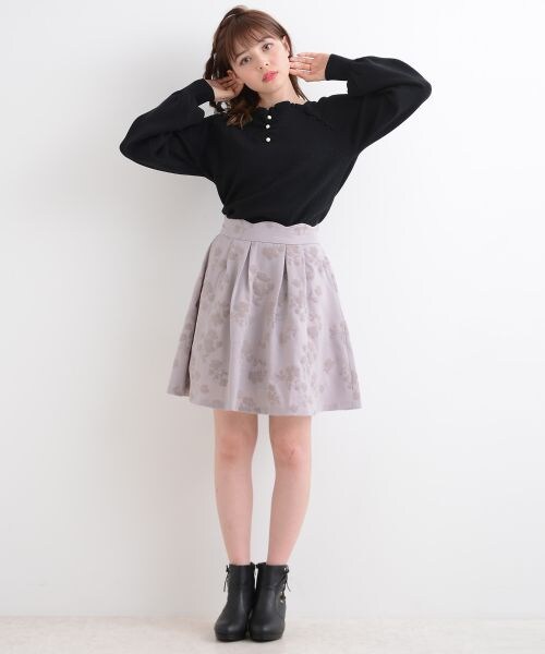 MAJESTIC LEGON（マジェスティックレゴン）の「ハートネックフリルニットプルオーバー（トップス・レディース・レッド/アイボリー/ラベンダー/ブラック・M）」の13枚目の写真