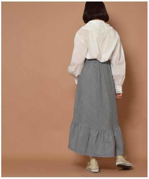 w closet（ダブルクローゼット）の「ギンガムチェック裾フリルラップ風