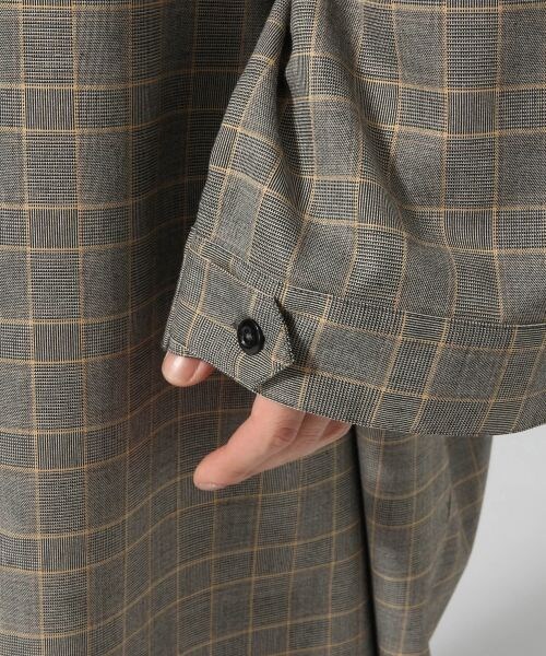 HARE(ハレ)の「BIGグレンチェックノーカラーシャツ(トップス・チャコールグレー)」の8枚目の写真