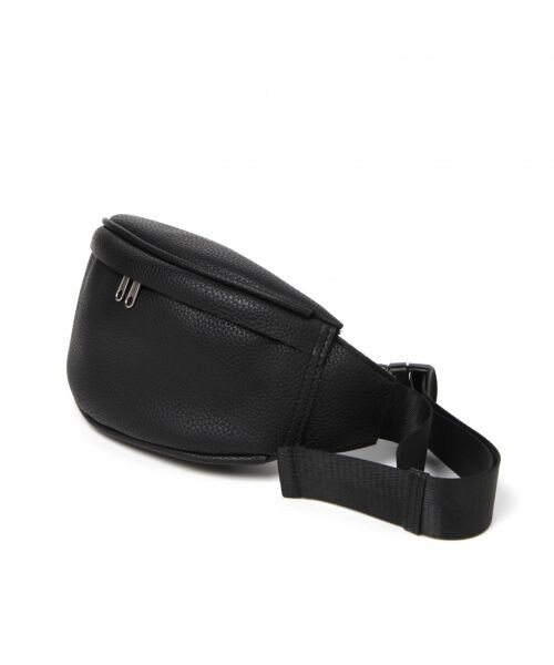 GLOBAL WORK(グローバルワーク)の「フェイクレザーウェストバッグ(バッグ・ブラック/キャメル)」の5枚目の写真