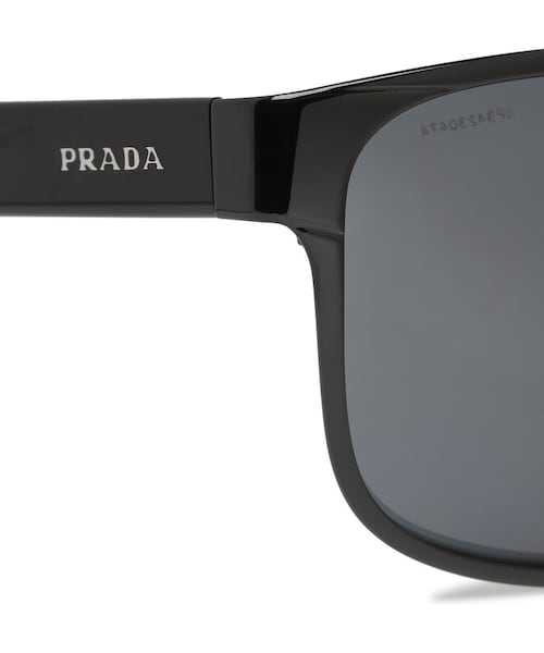 PRADA（プラダ）の「Prada Square-Frame Metal and Acetate Polarised Sunglasses（サングラス・メンズ・Black・One size）」の4枚目の写真