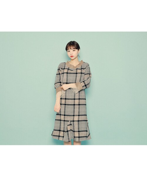 HOTPING(ホッピン)の「レースレイヤード風フレアチェックワンピース(ワンピース・レディース・ブラック/グレー・1(XS-S)/2(M-L)/3(L-XL))」の2枚目の写真
