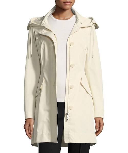 Moncler モンクレール　オードリー　サイズ00 ホワイト Moncler モンクレールオードリーサイズ00 ホワイト