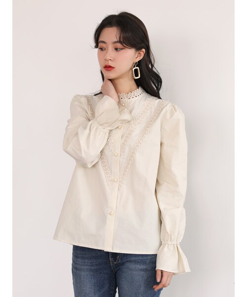 KORMARCH(コマチ)の「レースラインバンドカラーブラウス(シャツ/ブラウス・レディース・その他・OneSize)」の1枚目の写真