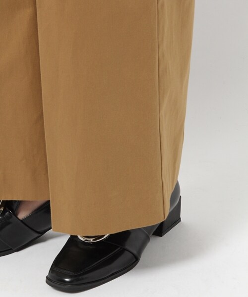 laboratory work(ラボラトリーワーク)の「後ろバックルワイドパンツ(パンツ・ベージュ/カーキ)」の14枚目の写真