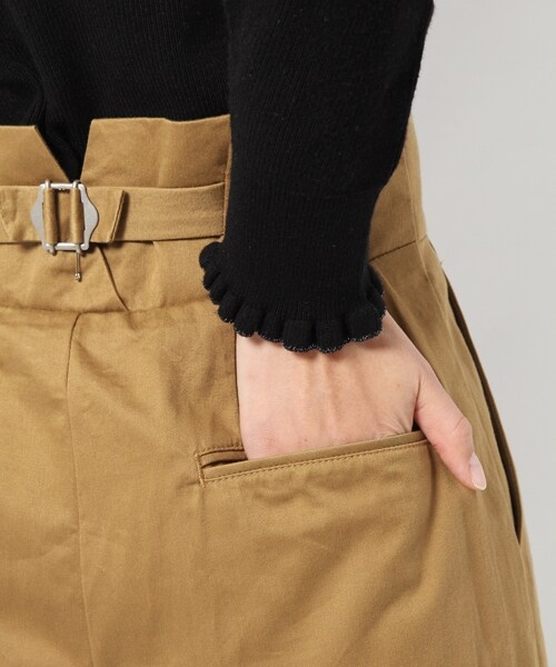 laboratory work(ラボラトリーワーク)の「後ろバックルワイドパンツ(パンツ・ベージュ/カーキ)」の10枚目の写真