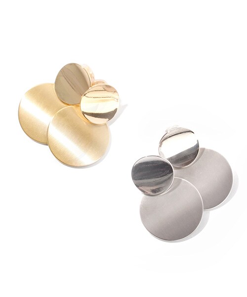 RANDA（ランダ）の「2018SS新作/Wプレートイヤリング（アクセサリー・レディース・ゴールド/シルバー・FREE）」の5枚目の写真