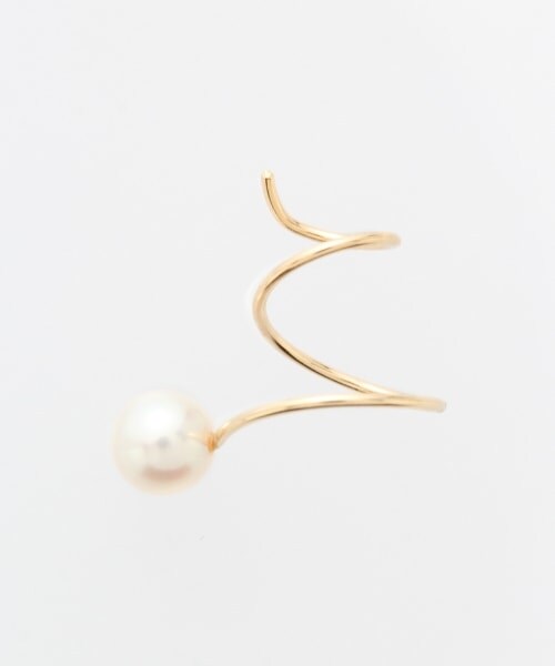 PAS TIERRA(パティエラ)の「K10スパイラルパールピアス(片耳用)(アクセサリー・ゴールド)」の5枚目の写真