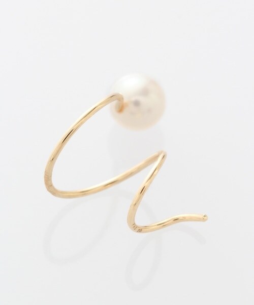 PAS TIERRA(パティエラ)の「K10スパイラルパールピアス(片耳用)(アクセサリー・ゴールド)」の4枚目の写真