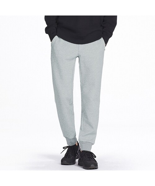 UNIQLO（ユニクロ）の「ドライストレッチスウェットパンツ（その他パンツ・メンズ・BLACK 09/GRAY 03/DARK GRAY 08/NAVY 69・3XL/XS/XL/L/M/S/4XL/XXL）」の2枚目の写真