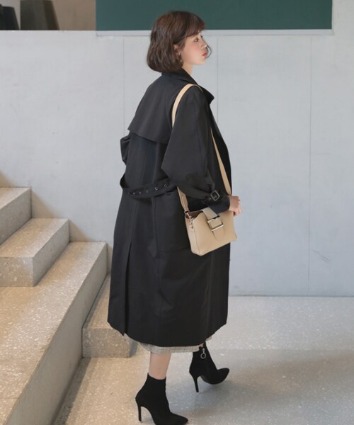 DHOLIC（ディーホリック）の「ベルトSETトレンチコート（トレンチコート・レディース・ベージュ/ブラック・FREE）」の2枚目の写真