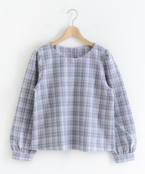 MAJESTIC LEGON(マジェスティックレゴン)の「フェミニンチェック襟付きブラウス(トップス・レディース・グレー柄/ベージュ柄/ブラック柄・M)」の12枚目の写真