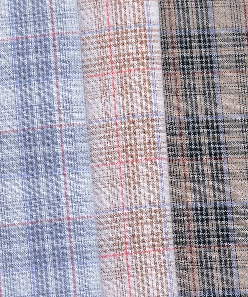 MAJESTIC LEGON(マジェスティックレゴン)の「フェミニンチェック襟付きブラウス(トップス・レディース・グレー柄/ベージュ柄/ブラック柄・M)」の11枚目の写真