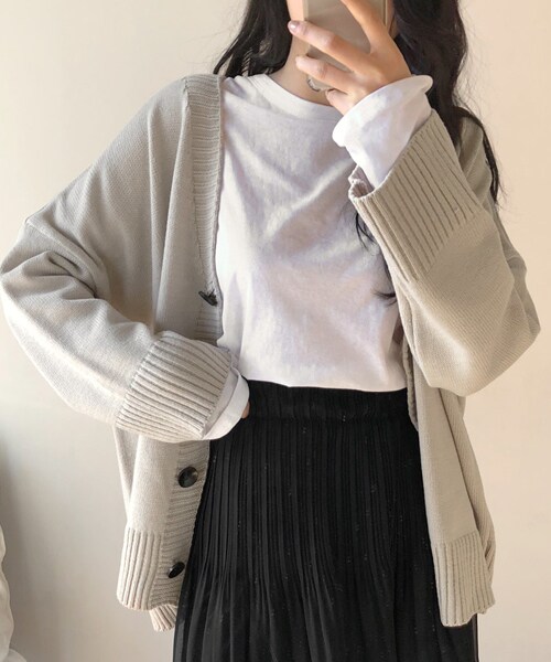 DHOLIC（ディーホリック）の「オーバーサイズカーディガン（カーディガン/ボレロ・レディース・ホワイト/イエロー/レッド/ベージュ/ブルー・FREE）」の2枚目の写真