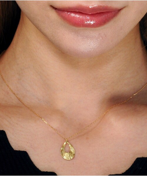 pinacoteca（ピナコテーカ）の「ピナコテーカ 705 アーバン シャイン ティアドロップ ネックレス（ネックレス・レディース・ゴールド・40cm）」の8枚目の写真
