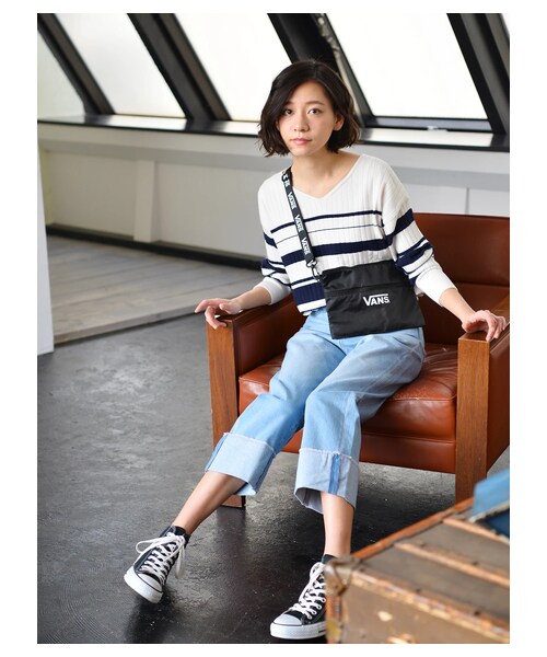 earth music&ecology（アースミュージックアンドエコロジー）の「COTTON USA デニムパンツ(ストレート)（パンツ・ライトインディゴ/ミディアムインディゴ/ダークインディゴ・S/M/L）」の3枚目の写真