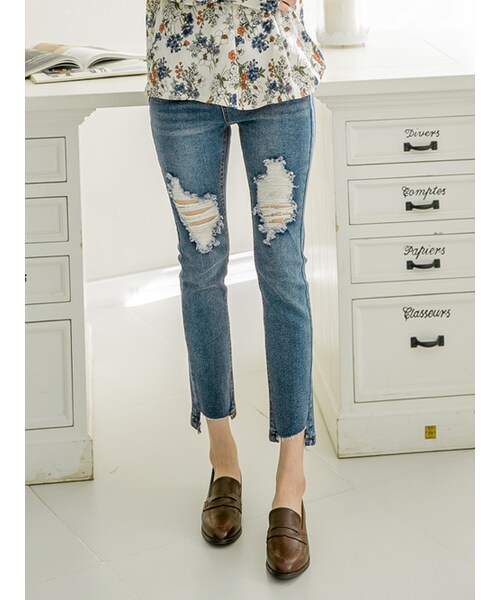 KORMARCH(コマチ)の「アンバランスウエストデニムパンツ(デニムパンツ・レディース・その他・Mサイズ,Sサイズ)」の1枚目の写真