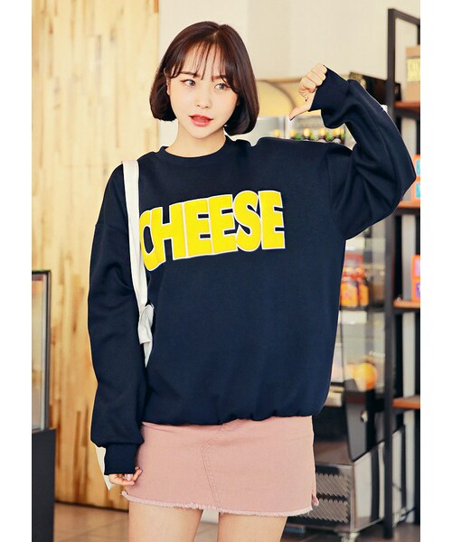 HOTPING（ホッピン）の「CHEESEロゴプルオーバー（その他トップス・レディース・ホワイト/ネイビー/ブラック/グリーン/マスタード・フリーサイズ(XS-XL)）」の4枚目の写真