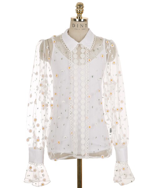 DINT（ディント）の「フラワー刺繍シーツルーブラウス（インナーset）（シャツ/ブラウス・レディース・White/Black・one(44~66size)）」の2枚目の写真