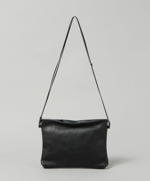 HARE(ハレ)の「レザーサコッシュBAG(バッグ・ブラック/ネイビー)」の4枚目の写真
