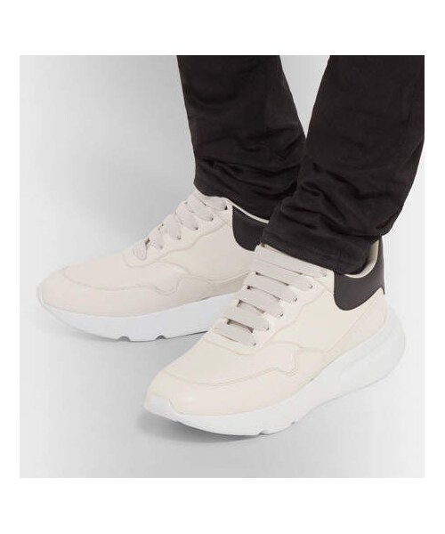 Alexander McQueen（アレキサンダーマックイーン）の「Alexander
