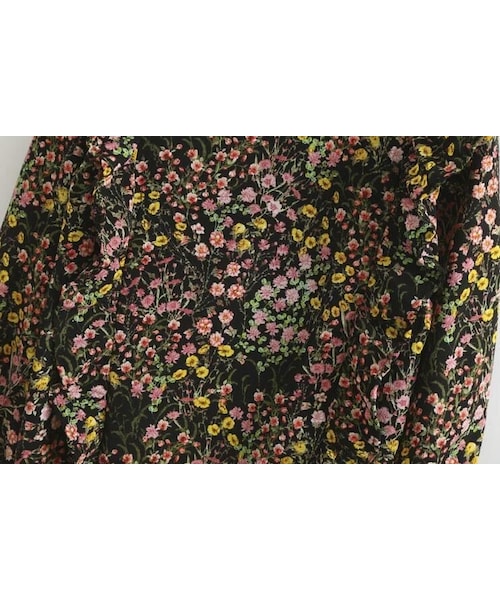 ZARA ザラ 大人可愛い レトロフラワープリントブラウス M 花柄 ボタニカル とろみ 山田優 七分袖 レーヨン 秋色  ZARA（ザラ）の「レトロ 花柄ブラウス シャツ（シャツ⁄ブラウス）」 - WEAR