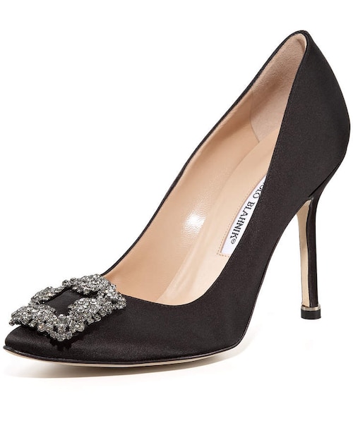 Manolo Blahnik（マノロ・ブラニク）の「Manolo Blahnik Hangisi 105mm Satin Pump（パンプス・レディース・Blue/Black/Red/Beige/Pink・9b / 39eu/8b / 38eu/7.5b / 37.5eu/11b / 41eu/8.5b / 38.5eu/6.5b / 36.5eu/7b / 37eu/10b / 40eu/5b / 35eu/10.5b / 40.5eu/9.5b / 39.5eu/12b / 42eu/4b / 34eu/5.5b / 35.5eu/4.5b / 34.5eu）」の6枚目の写真