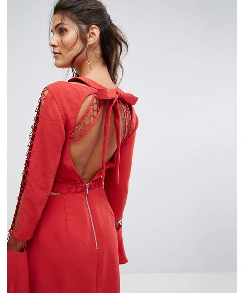 Finders Keepers(フィンダーズキーパーズ)の「Finders Keepers Finders Borderlines Dress With Open Back and Cut Out Detailing(ワンピース・レディース・Flame・XL/XS/M/L/S)」の2枚目の写真