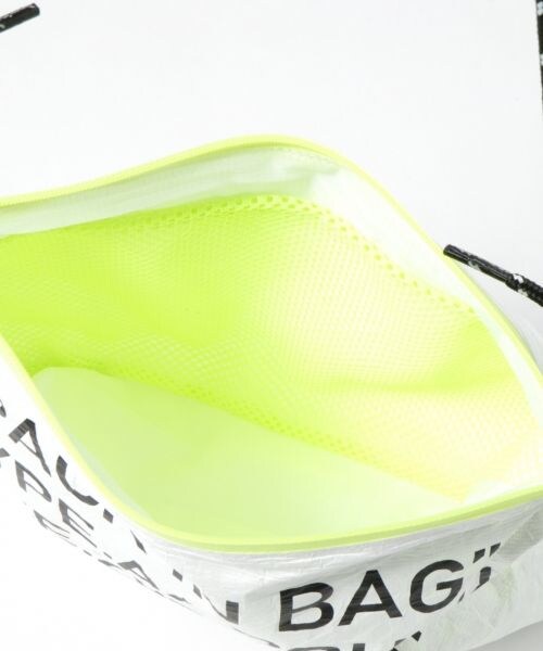 LAKOLE（ラコレ）の「[PACK IN BAG]サコッシュポーチA4（バッグ・クリア()/ホワイト()）」の12枚目の写真