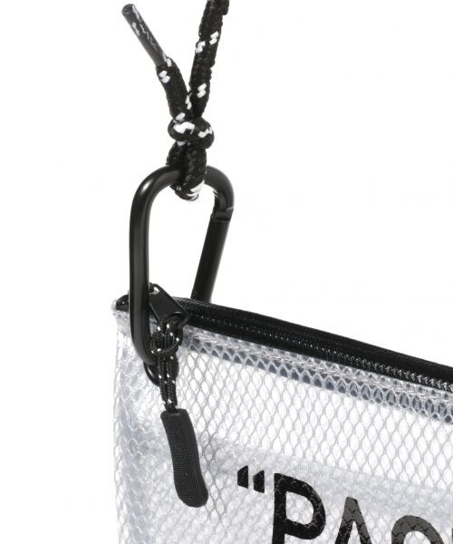 LAKOLE（ラコレ）の「[PACK IN BAG]サコッシュポーチA4（バッグ・クリア()/ホワイト()）」の6枚目の写真