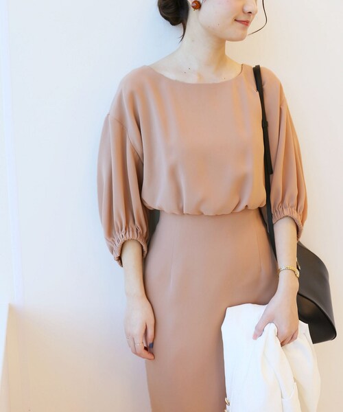 VERMEIL par iena（ヴェルメイユパーイエナ）の「ベージュ（ワンピース/ドレス・ベージュ/フリー/在庫あり）」の21枚目の写真