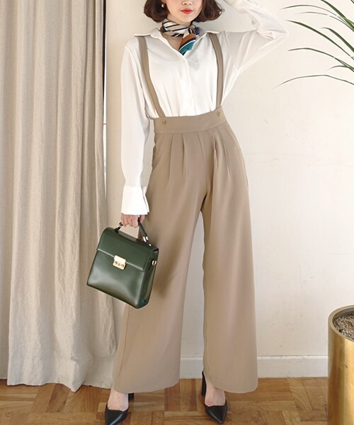 DHOLIC(ディーホリック)の「2WAYワイドサスペンダーパンツ(その他パンツ・レディース・ベージュ/ブラック・FREE)」の1枚目の写真