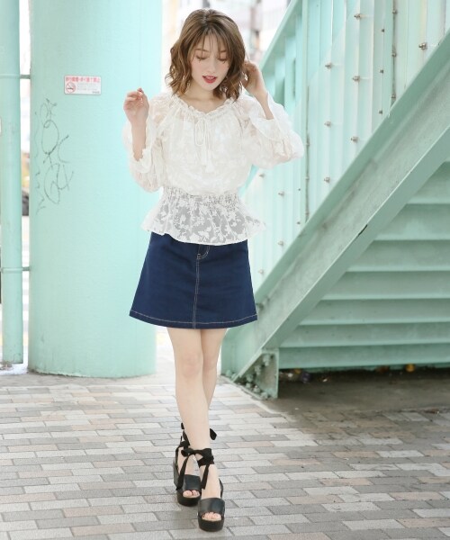 Heather（ヘザー）の「ベルトツキアソートミニスカート（スカート・ブラック系/ベージュ/デニム）」の7枚目の写真