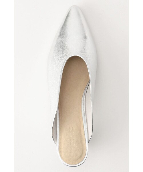 g.v.g.v ローズミュール G.V.G.V.（ジーヴィージーヴィー）の「ROSE EMBELLISHED MULES