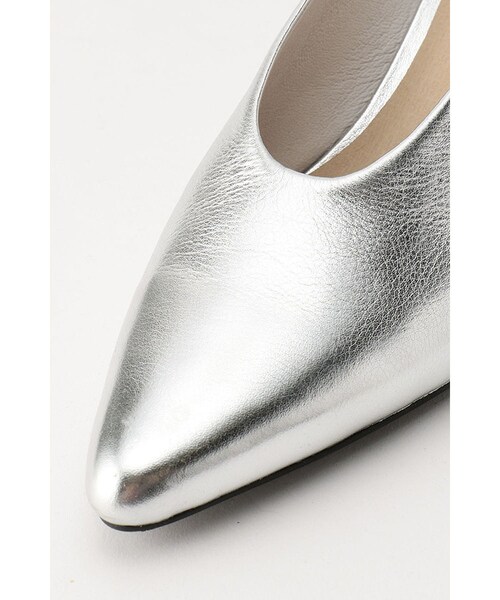 g.v.g.v ローズミュール G.V.G.V.（ジーヴィージーヴィー）の「ROSE EMBELLISHED MULES